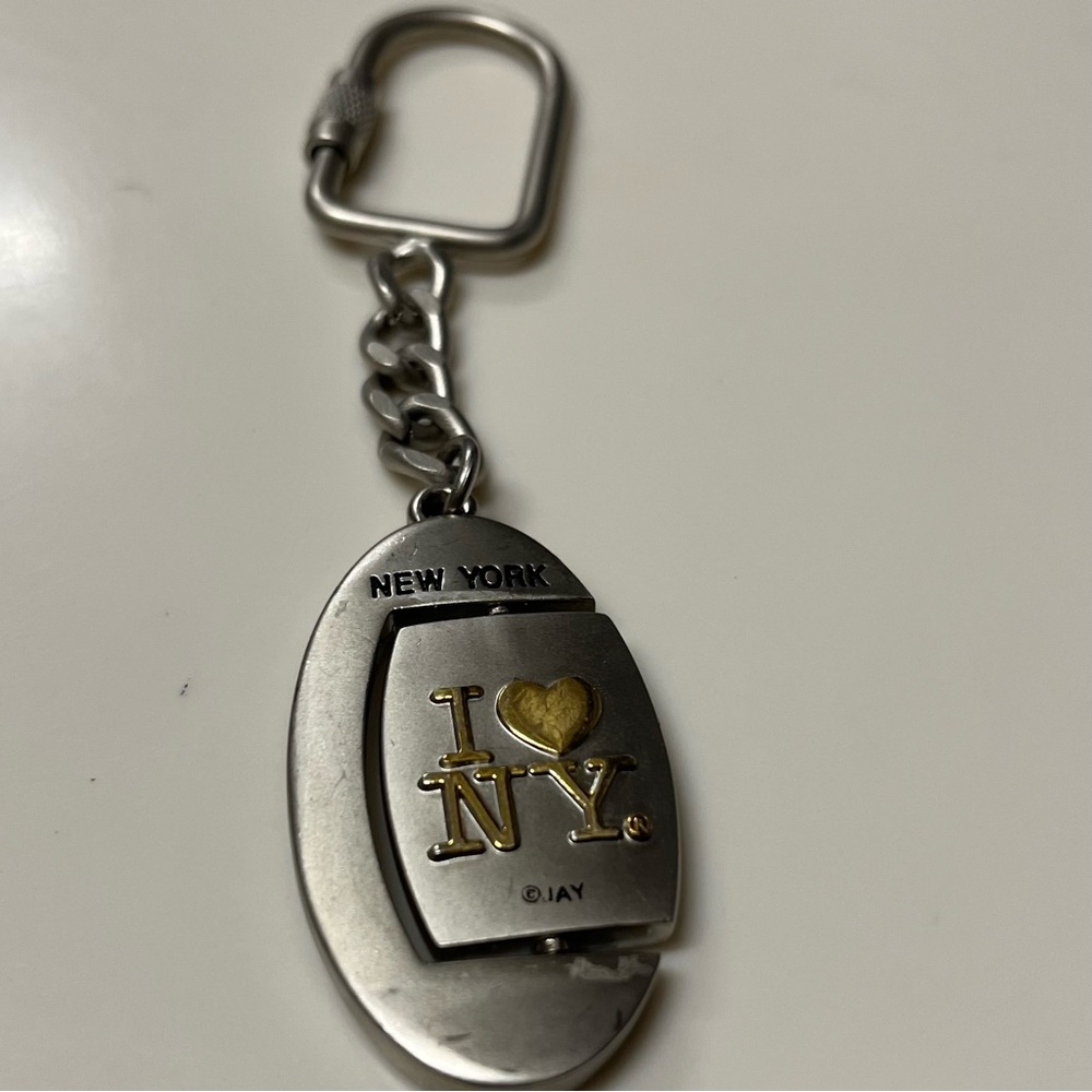 Vintage Jay Joshua MANHATTAN I Love ❤️ NEW YORK Key Chain / Key Fob Spinner